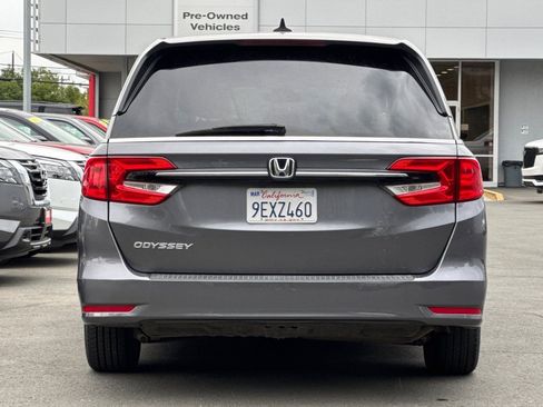 Used 2023 Honda Odyssey EX-L image 5