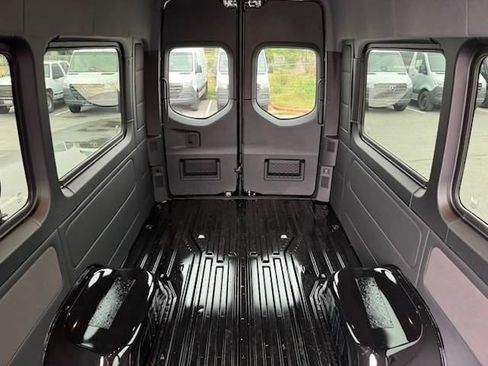 New 2025 Mercedes-Benz Sprinter 3500 image 8