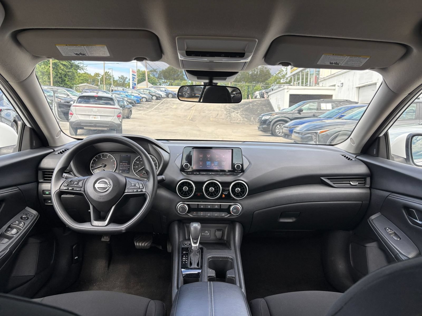 Used 2025 Nissan Sentra S FWD image 31