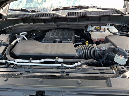 Certified 2024 Chevrolet Silverado 1500 LT AWD/4WD image 27