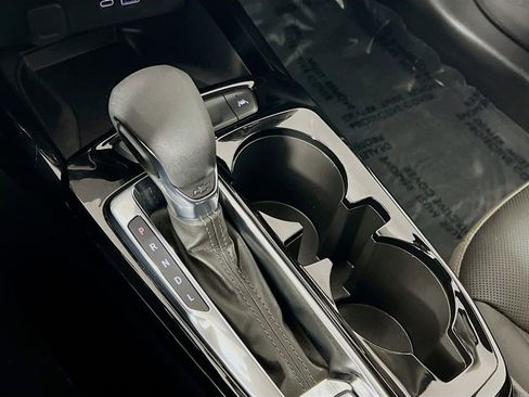 Used 2025 Chevrolet Trax ACTIV w/ Sunroof Package image 16