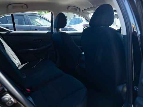 Used 2024 Nissan Sentra S FWD image 21