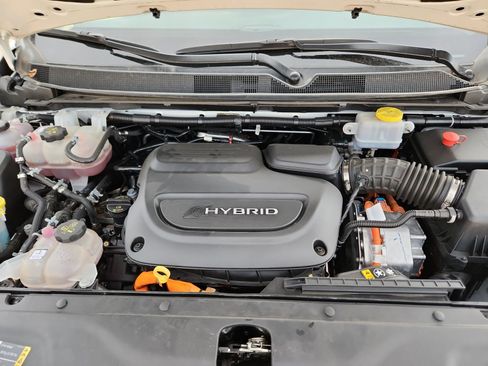 Used 2022 Chrysler Pacifica Touring-L image 22