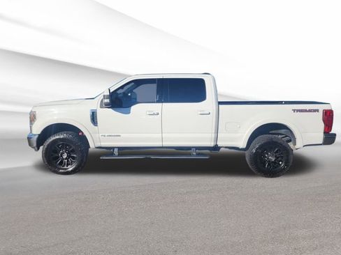 Used 2020 Ford F350 Lariat w/ Tremor Off-Road Package image 2