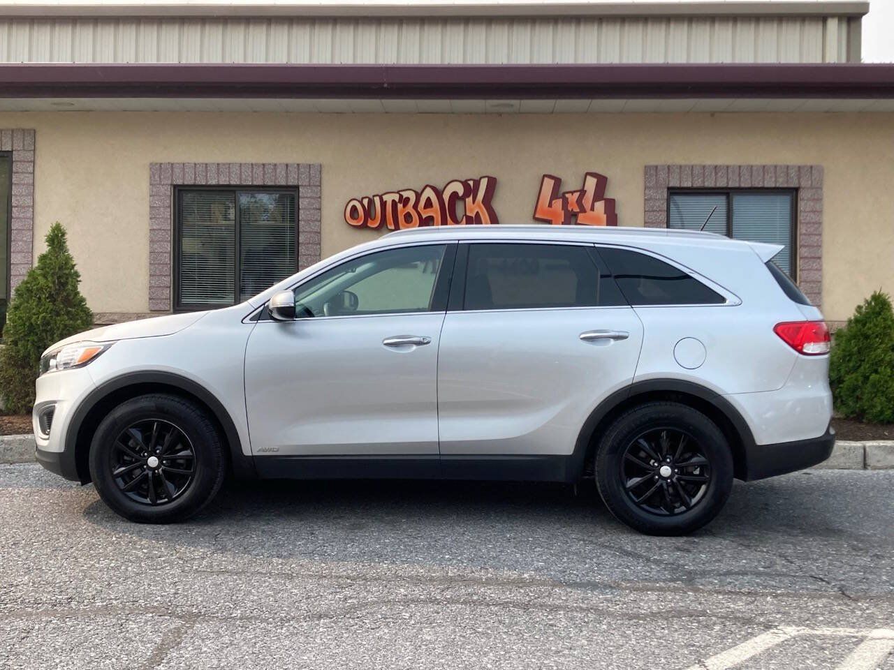Used 2017 Kia Sorento AWD image 31