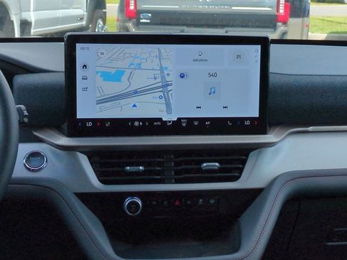 New 2026 Ford Explorer Active w/ Active Comfort Package RWD image 18