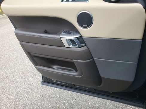 Used 2020 Land Rover Range Rover Sport HSE Dynamic image 20