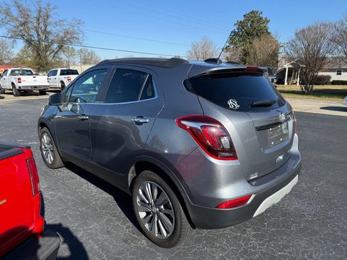 Used 2019 Buick Encore Preferred image 2