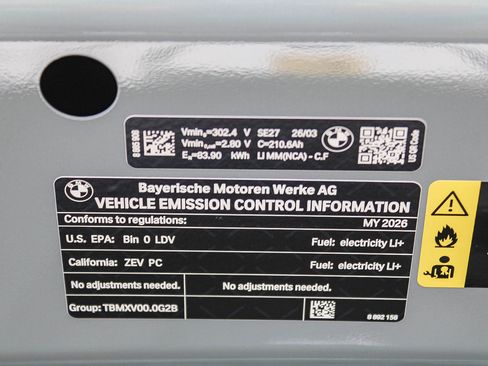 New 2026 BMW i4 eDrive40 RWD image 27