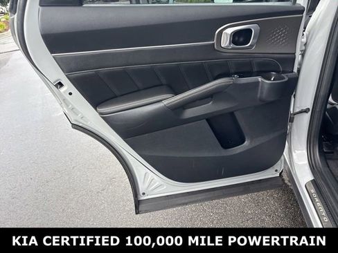 Certified 2023 Kia Sorento SX FWD image 30