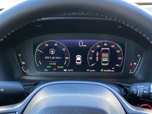 Used 2025 Honda Accord Sport image 28