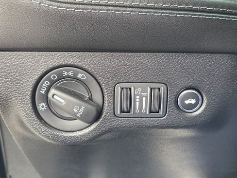 Used 2023 Dodge Challenger R/T Scat Pack w/ Plus Package image 29