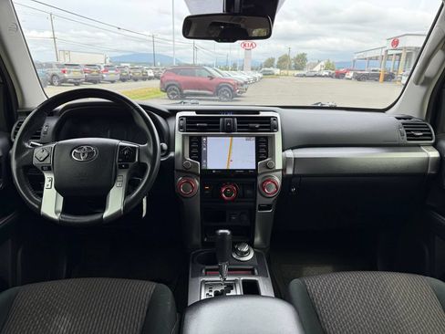 Used 2021 Toyota 4Runner Trail Special Edition AWD/4WD image 21