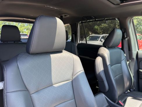 Used 2021 Honda Passport Touring image 10