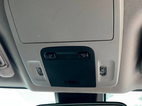 Used 2018 Toyota Camry LE FWD image 20