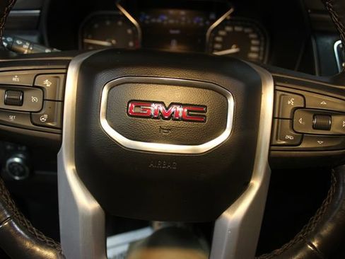 Used 2021 GMC Yukon SLT image 24