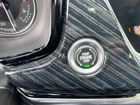 Used 2024 Cadillac XT6 Premium Luxury image 22