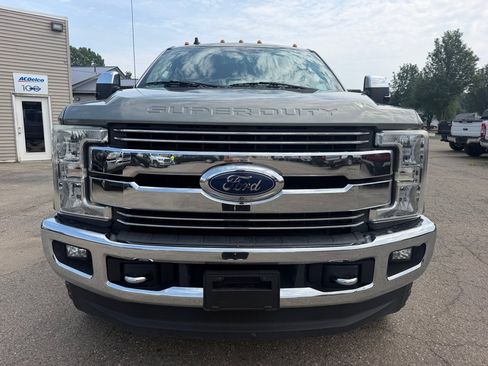 Used 2019 Ford F250 Lariat w/ Chrome Package AWD/4WD image 3
