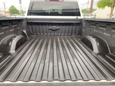 Used 2023 Chevrolet Silverado 2500 LT w/ Convenience Package AWD/4WD image 7