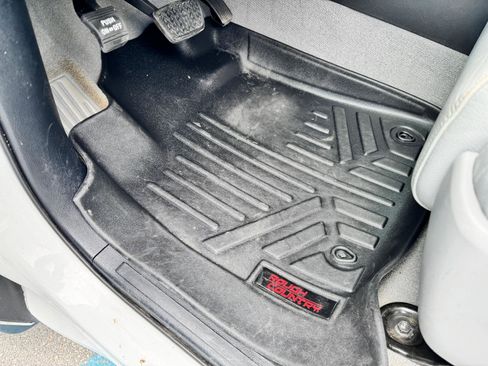 Used 2008 Toyota Tundra Limited image 12