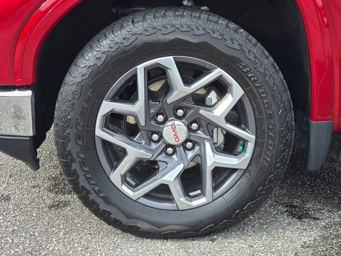 Used 2022 GMC Sierra 1500 SLT w/ SLT Premium Plus Package image 25