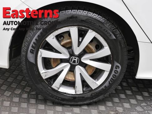 Used 2022 Honda Civic LX image 28