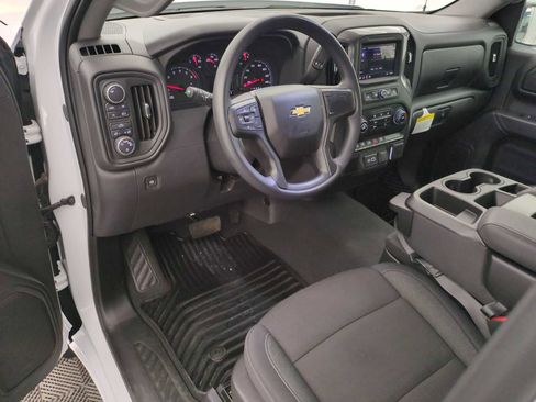 New 2025 Chevrolet Silverado 1500 Custom image 2