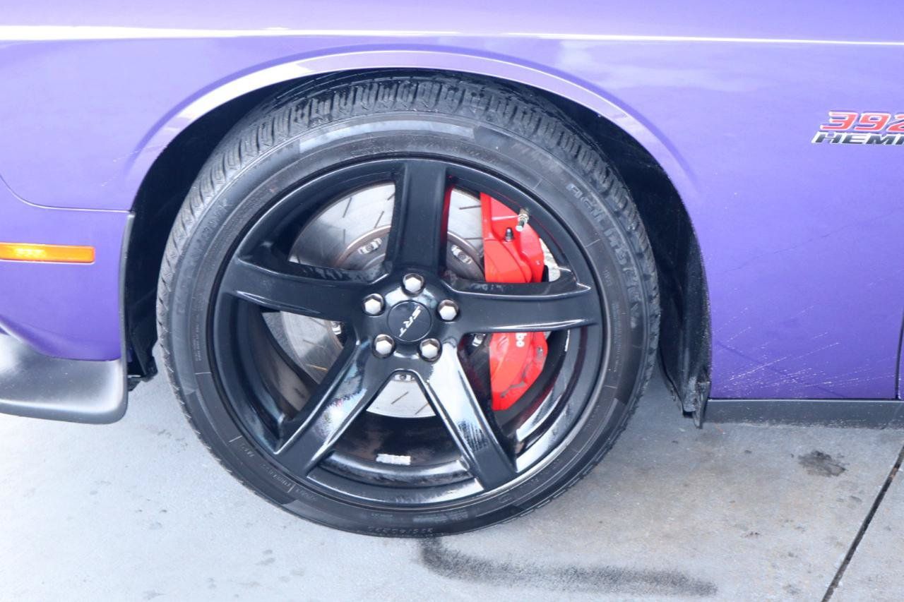 Used 2018 Dodge Challenger SRT w/ Technology Group RWD image 12