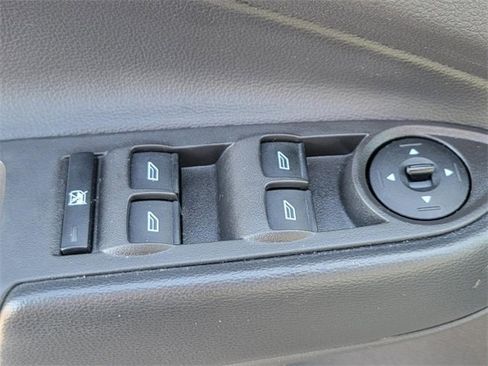 Used 2018 Ford Escape SE w/ SE Sync 3 Package image 34