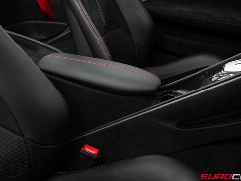Used 2026 Ferrari Roma Spider RWD image 37