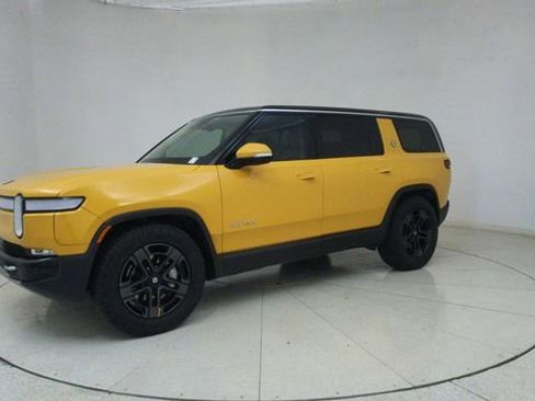 Used 2024 Rivian R1S Adventure image 69
