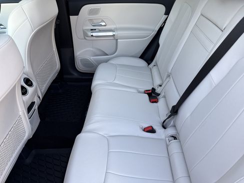 Certified 2026 Mercedes-Benz GLB 250 image 28