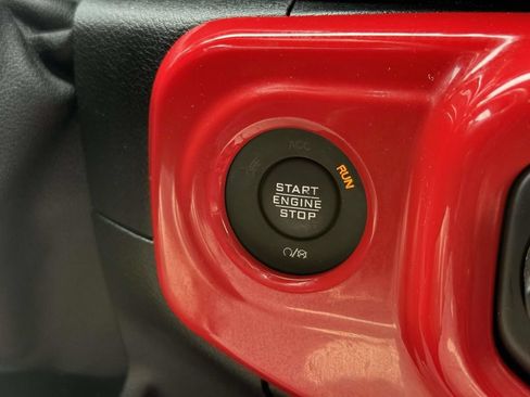 Used 2021 Jeep Wrangler Unlimited Sport AWD/4WD image 27