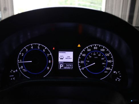 Used 2011 INFINITI G37 Journey w/ Premium Pkg RWD image 11