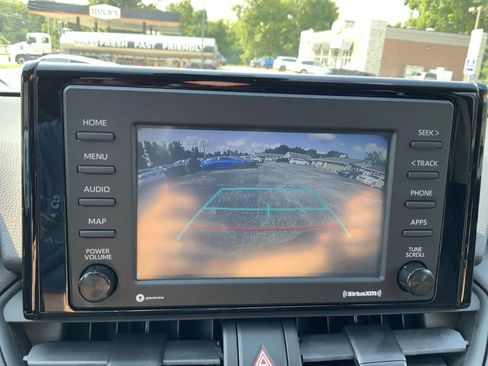Used 2020 Toyota RAV4 LE w/ All Weather Liner Package AWD/4WD image 22
