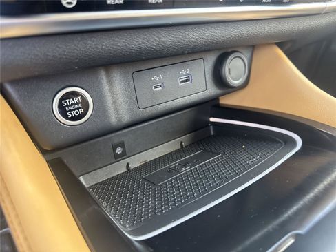 Used 2023 Nissan Rogue Platinum w/ Platinum Premium Package FWD image 26