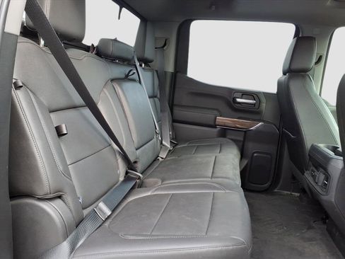 Used 2020 Chevrolet Silverado 1500 LT Trail Boss w/ Midnight Edition image 11