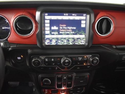 Used 2023 Jeep Wrangler Unlimited Rubicon 4xe AWD/4WD image 19