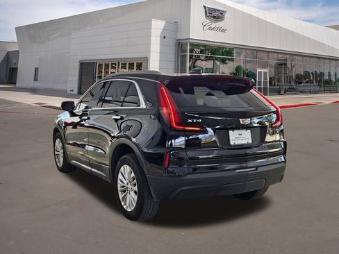Certified 2024 Cadillac XT4 Luxury w/ Cold Weather Package image 7