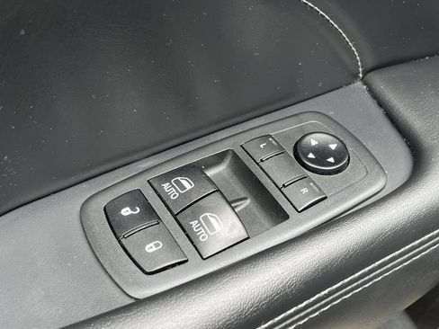 Used 2021 Dodge Challenger R/T Scat Pack RWD image 16