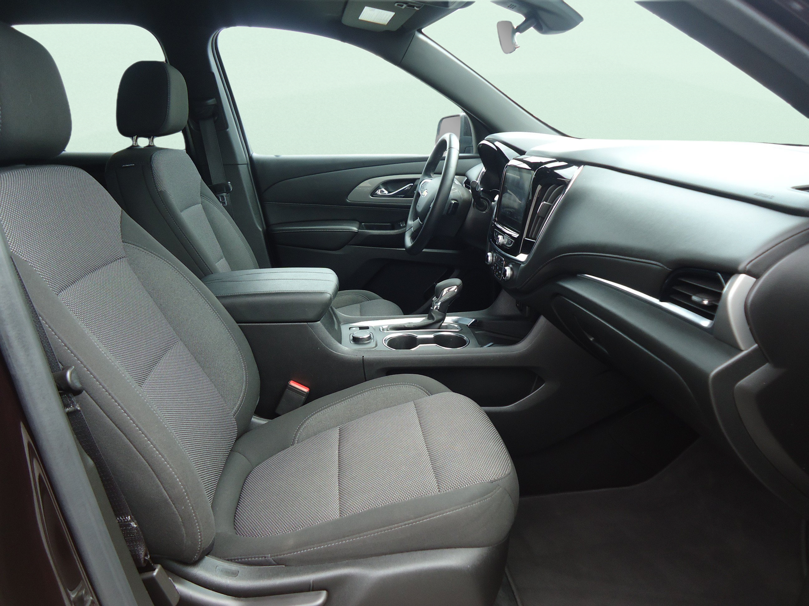 Used 2023 Chevrolet Traverse LT AWD/4WD image 25