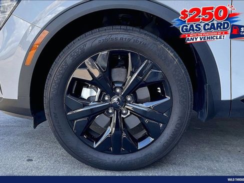 Used 2025 Kia Sportage X-Line w/ Premium Package AWD/4WD image 9
