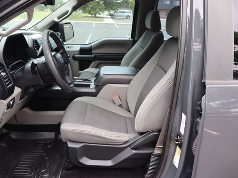 Used 2016 Ford F150 XL w/ Equipment Group 101A Mid AWD/4WD image 19