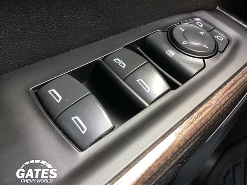 Used 2021 Chevrolet Silverado 1500 RST AWD/4WD image 19