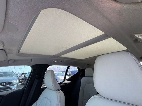 New 2025 Volvo XC40 B5 Ultra w/ Protection Package image 17