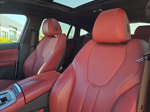 Used 2021 BMW X6 xDrive40i w/ M Sport Package image 24