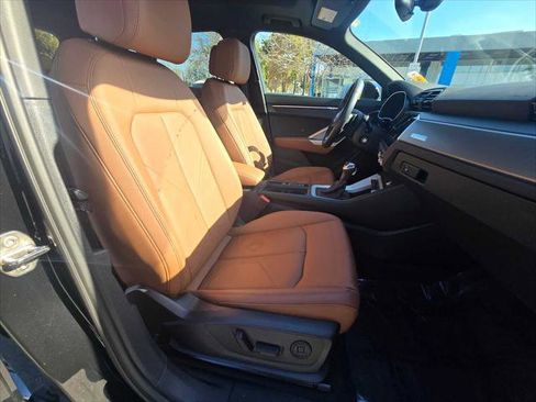 Certified 2024 Audi Q3 2.0T Premium image 11