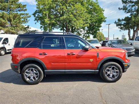 Used 2024 Ford Bronco Sport Badlands image 2