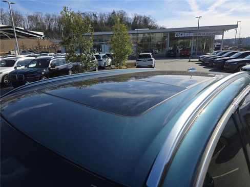 New 2026 BMW X5 xDrive40i w/ Climate Comfort Package image 12