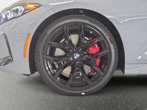 New 2026 BMW 330i Sedan w/ M Sport Package RWD image 21